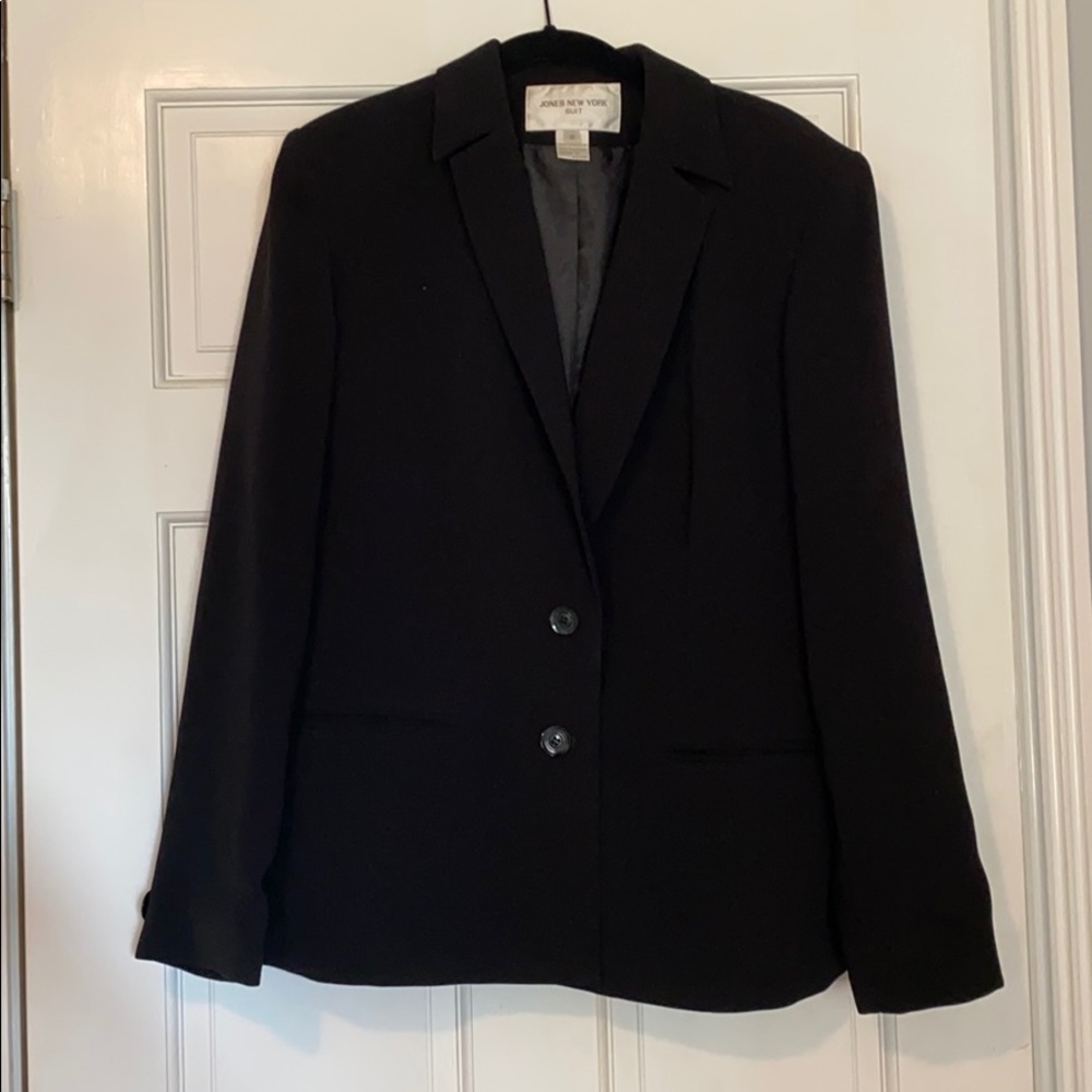 Jones New York suit black blazer